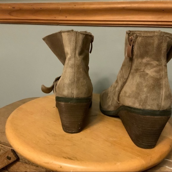 Very volatile Suede melina ankle boots 7.5 - Picture 7 of 13